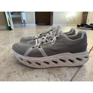 On Cloud men’s Cloud Eclipse shoes, size 12.